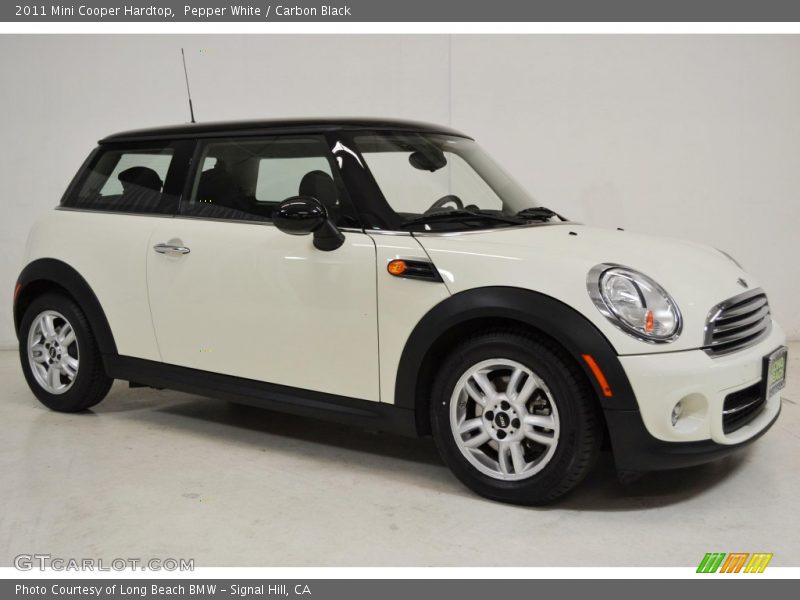Pepper White / Carbon Black 2011 Mini Cooper Hardtop