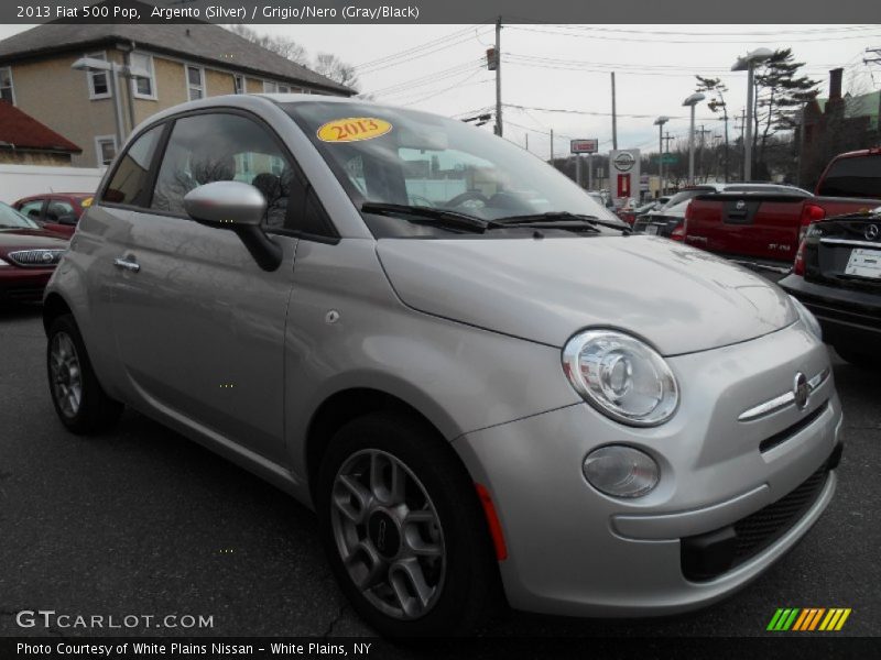 Argento (Silver) / Grigio/Nero (Gray/Black) 2013 Fiat 500 Pop