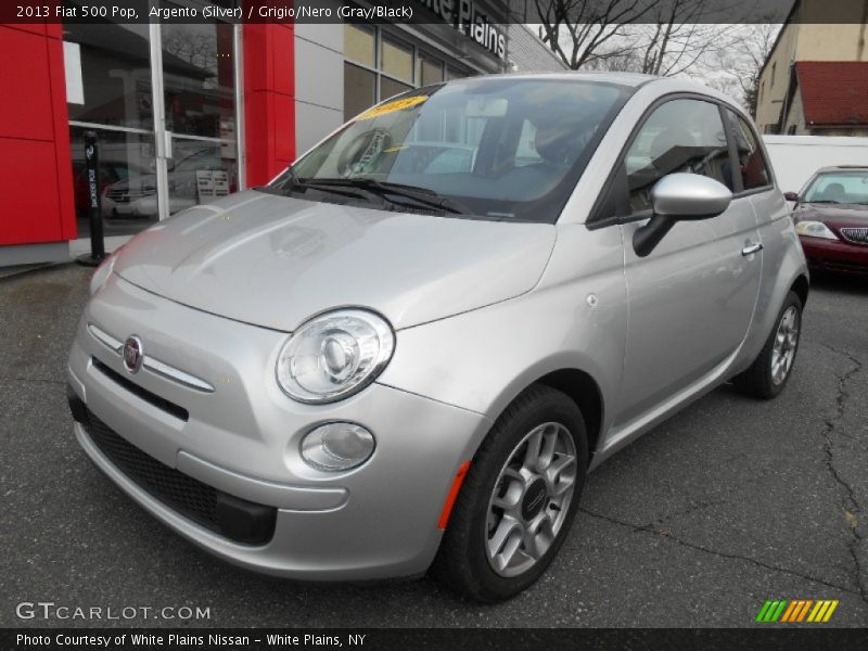 Argento (Silver) / Grigio/Nero (Gray/Black) 2013 Fiat 500 Pop