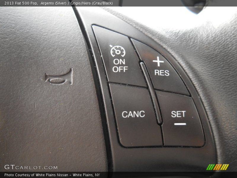 Argento (Silver) / Grigio/Nero (Gray/Black) 2013 Fiat 500 Pop