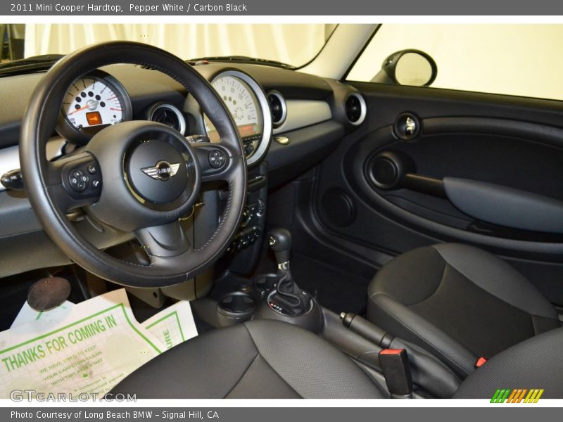 Pepper White / Carbon Black 2011 Mini Cooper Hardtop