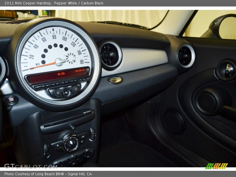 Pepper White / Carbon Black 2011 Mini Cooper Hardtop