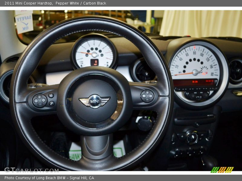 Pepper White / Carbon Black 2011 Mini Cooper Hardtop