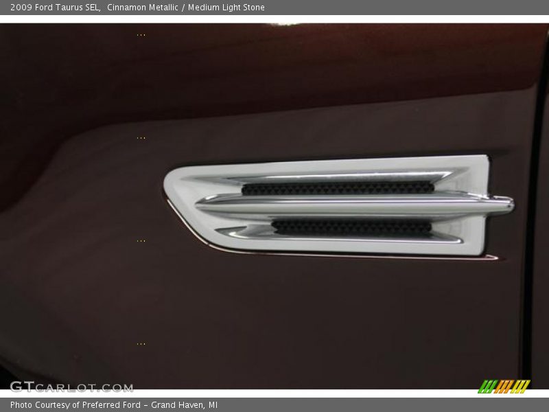 Cinnamon Metallic / Medium Light Stone 2009 Ford Taurus SEL