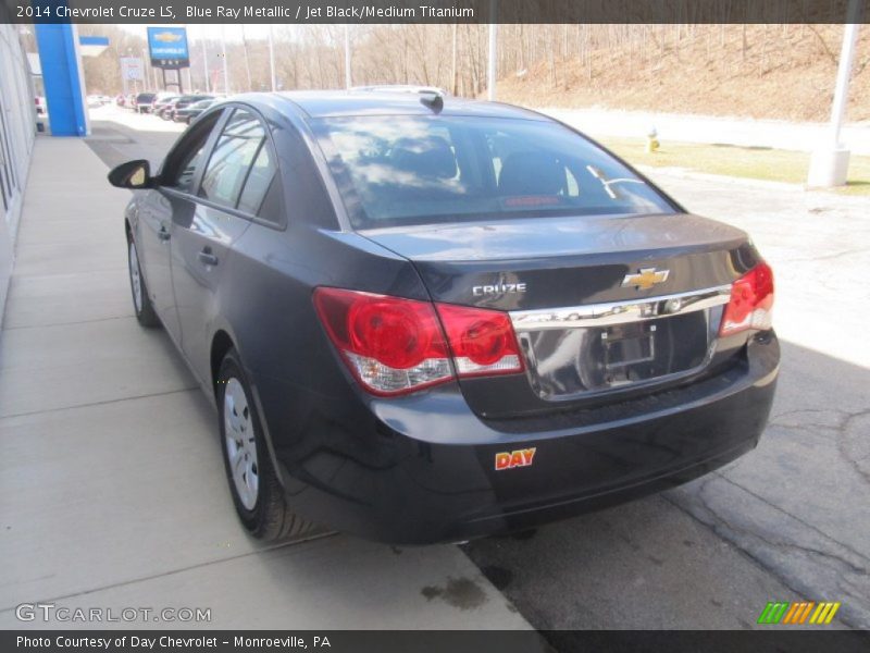 Blue Ray Metallic / Jet Black/Medium Titanium 2014 Chevrolet Cruze LS