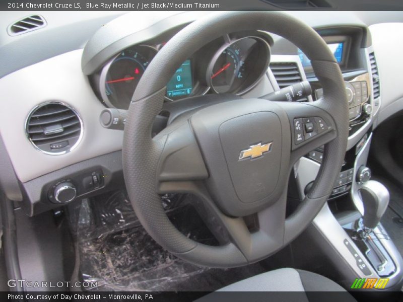 Blue Ray Metallic / Jet Black/Medium Titanium 2014 Chevrolet Cruze LS