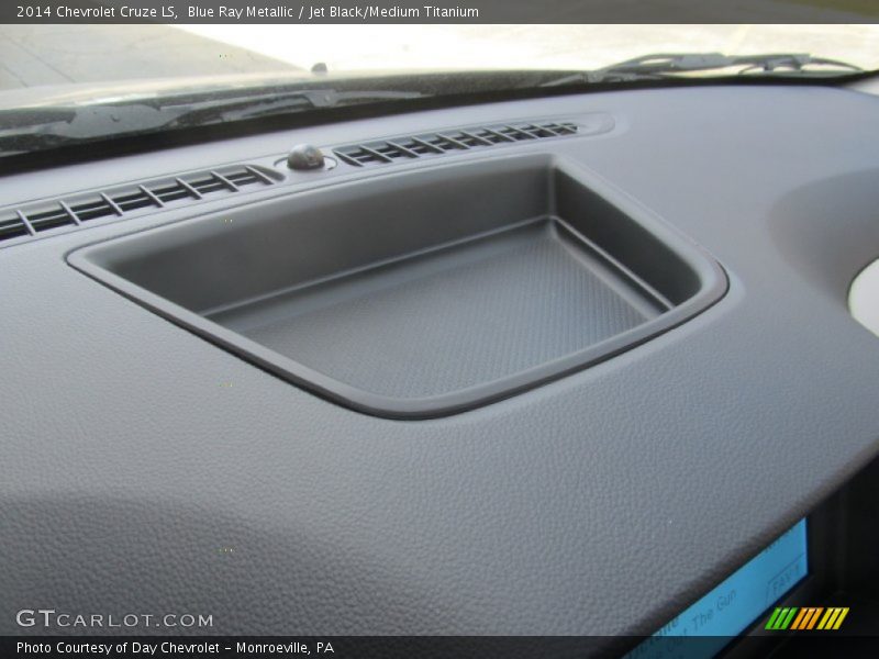 Blue Ray Metallic / Jet Black/Medium Titanium 2014 Chevrolet Cruze LS