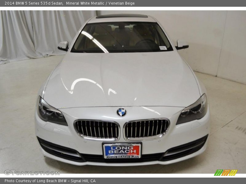 Mineral White Metallic / Venetian Beige 2014 BMW 5 Series 535d Sedan