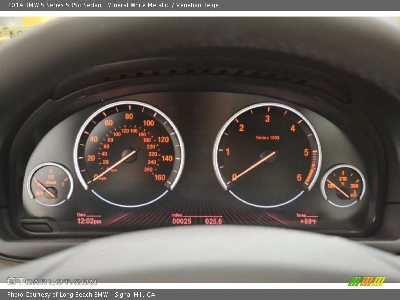Mineral White Metallic / Venetian Beige 2014 BMW 5 Series 535d Sedan