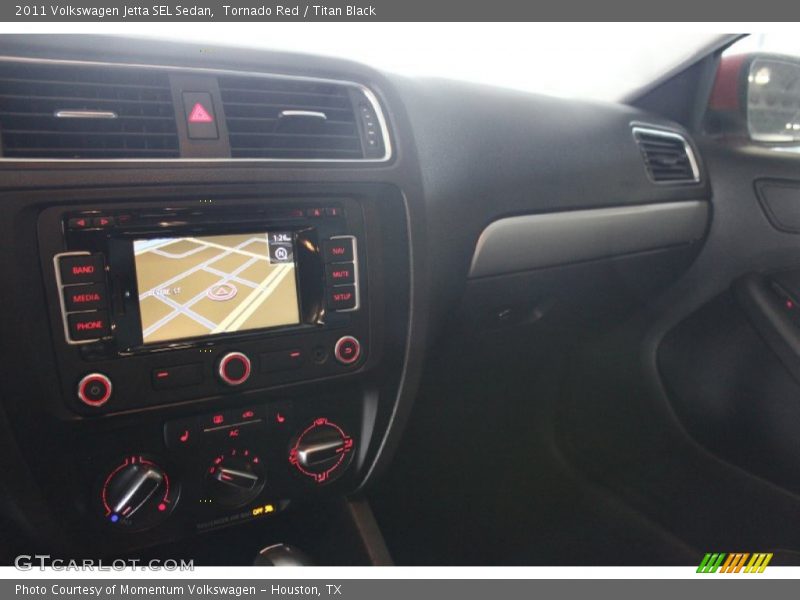 Tornado Red / Titan Black 2011 Volkswagen Jetta SEL Sedan
