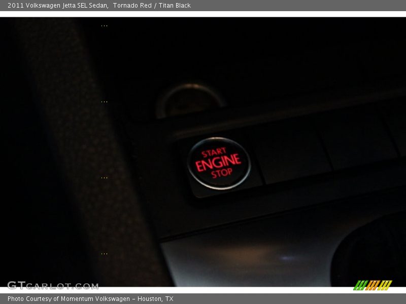 Tornado Red / Titan Black 2011 Volkswagen Jetta SEL Sedan