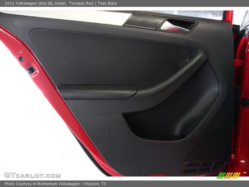 Tornado Red / Titan Black 2011 Volkswagen Jetta SEL Sedan