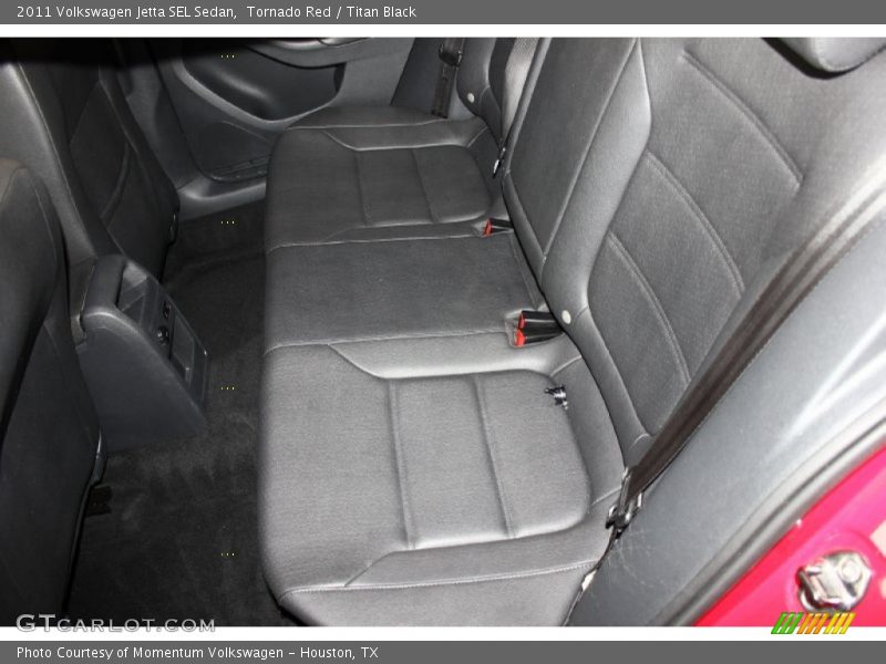 Tornado Red / Titan Black 2011 Volkswagen Jetta SEL Sedan