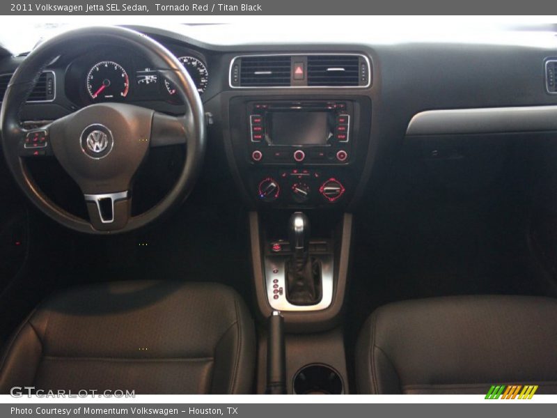 Tornado Red / Titan Black 2011 Volkswagen Jetta SEL Sedan