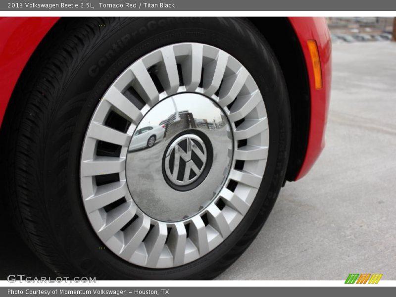Tornado Red / Titan Black 2013 Volkswagen Beetle 2.5L