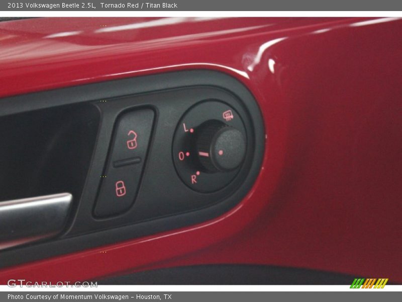 Tornado Red / Titan Black 2013 Volkswagen Beetle 2.5L