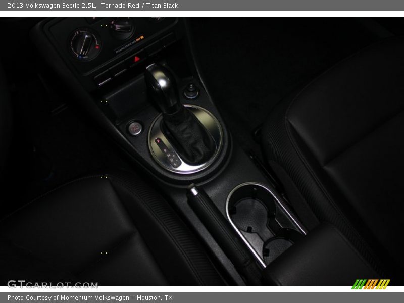 Tornado Red / Titan Black 2013 Volkswagen Beetle 2.5L