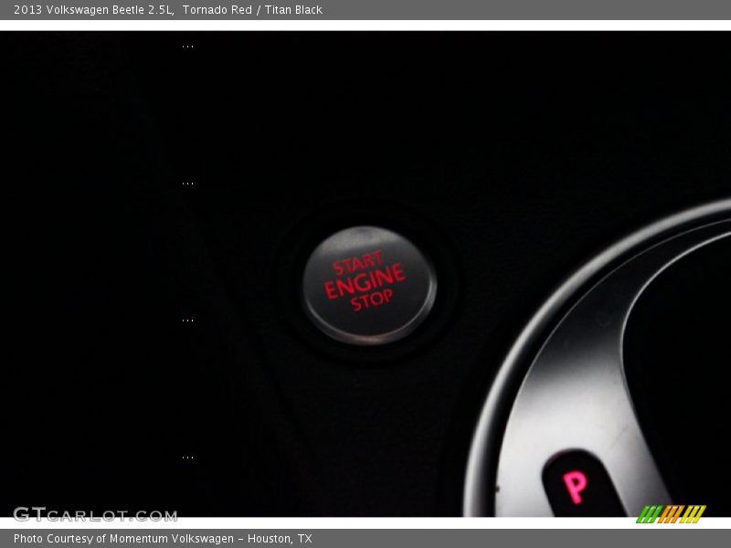 Tornado Red / Titan Black 2013 Volkswagen Beetle 2.5L