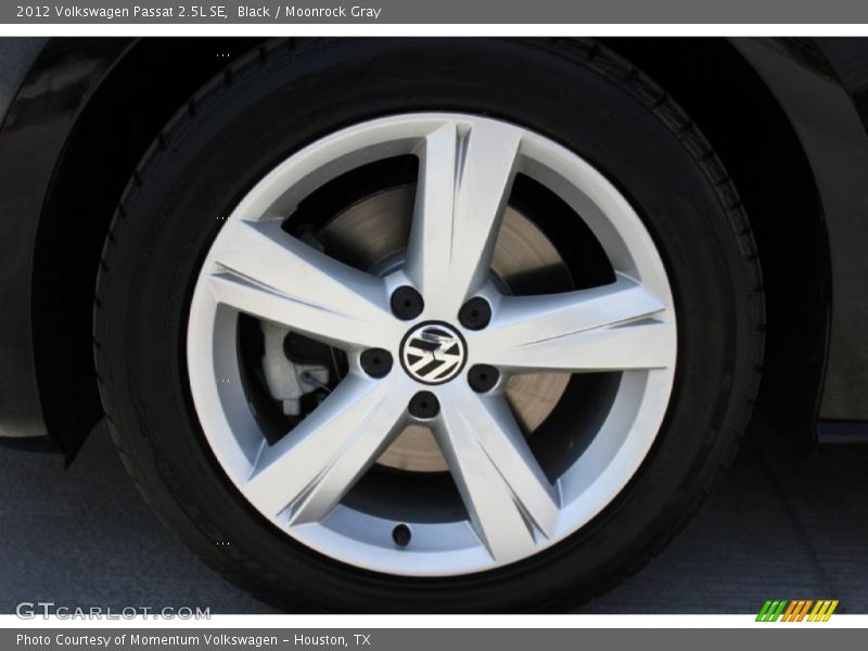 Black / Moonrock Gray 2012 Volkswagen Passat 2.5L SE