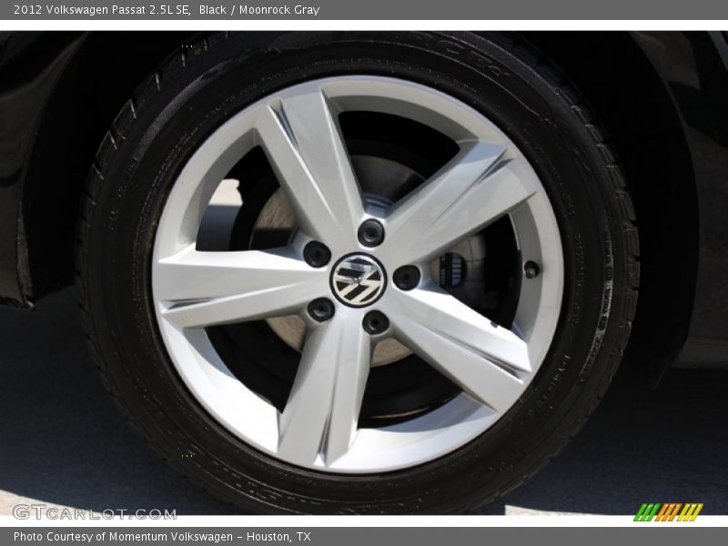 Black / Moonrock Gray 2012 Volkswagen Passat 2.5L SE