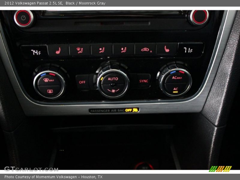 Black / Moonrock Gray 2012 Volkswagen Passat 2.5L SE