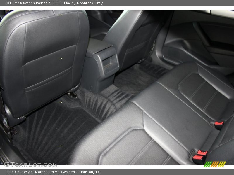Black / Moonrock Gray 2012 Volkswagen Passat 2.5L SE