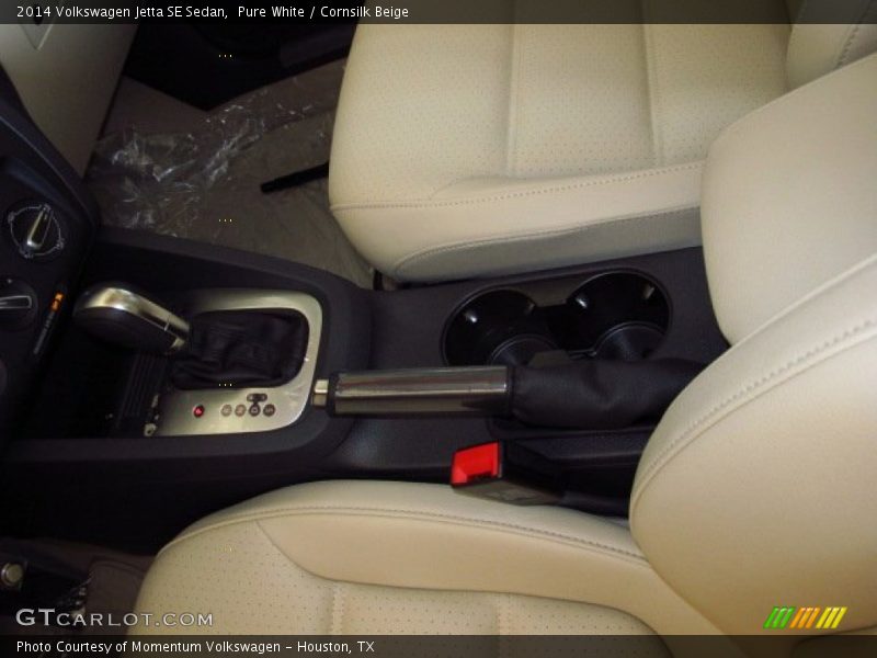 Pure White / Cornsilk Beige 2014 Volkswagen Jetta SE Sedan
