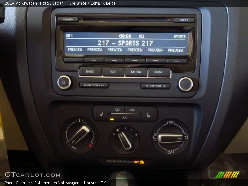 Pure White / Cornsilk Beige 2014 Volkswagen Jetta SE Sedan