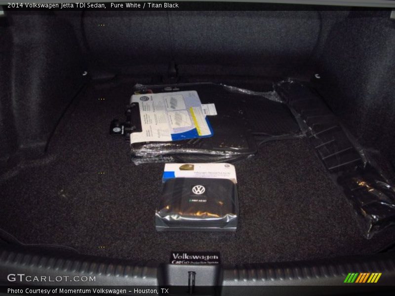 Pure White / Titan Black 2014 Volkswagen Jetta TDI Sedan
