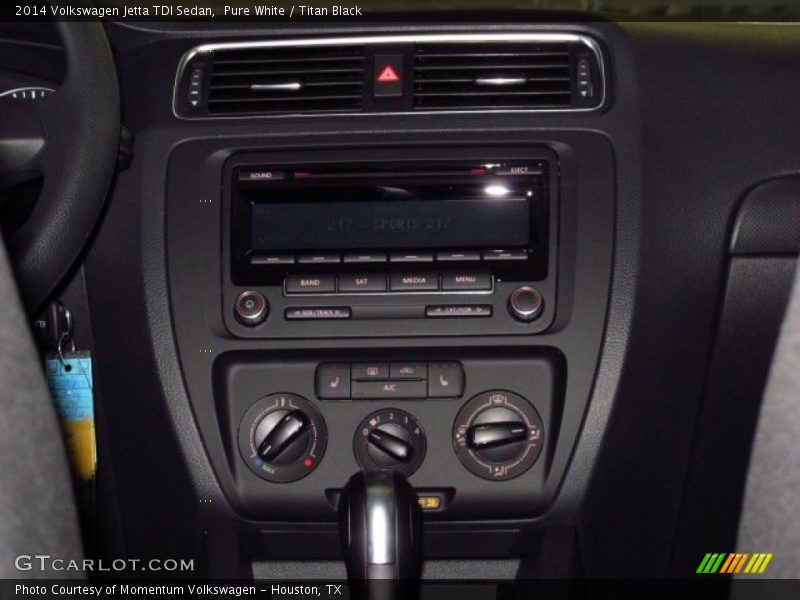Pure White / Titan Black 2014 Volkswagen Jetta TDI Sedan