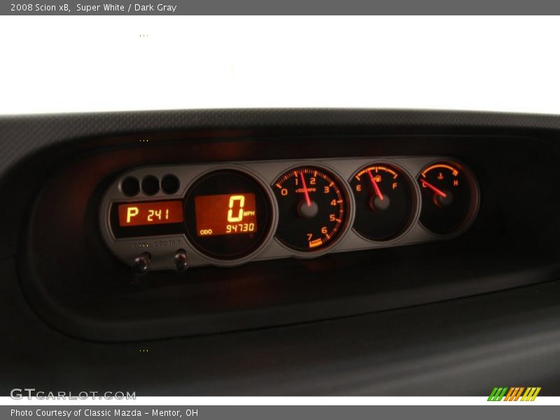 Super White / Dark Gray 2008 Scion xB