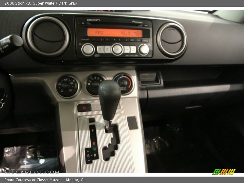 Super White / Dark Gray 2008 Scion xB