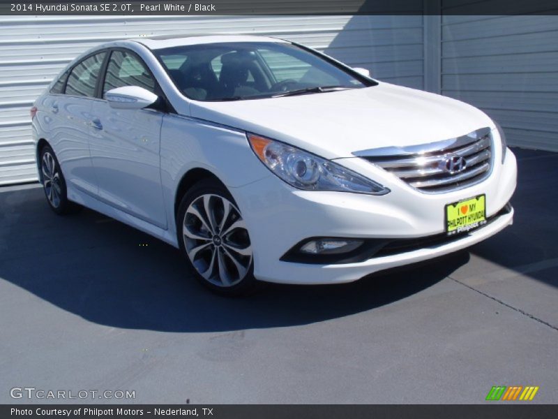 Pearl White / Black 2014 Hyundai Sonata SE 2.0T