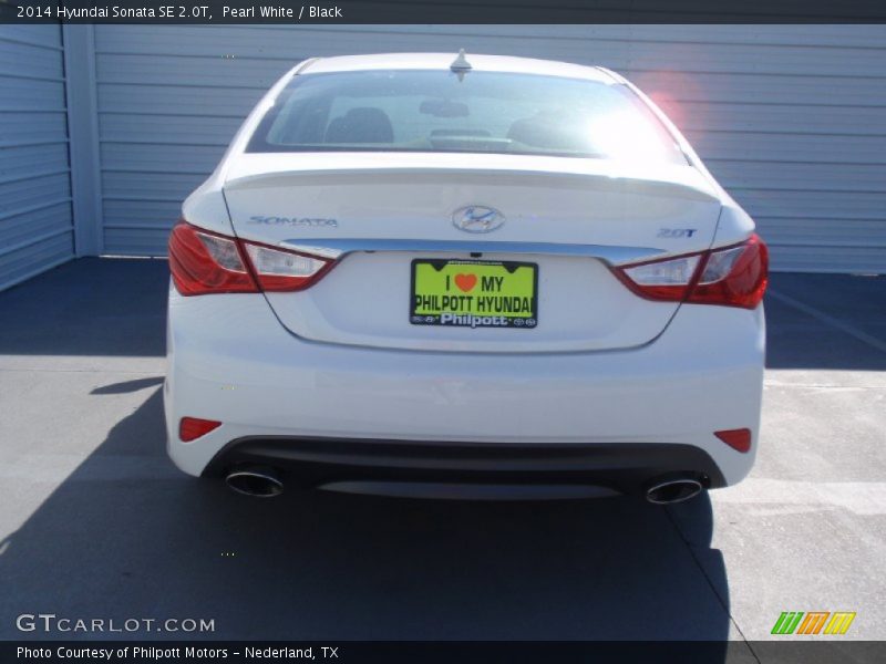 Pearl White / Black 2014 Hyundai Sonata SE 2.0T