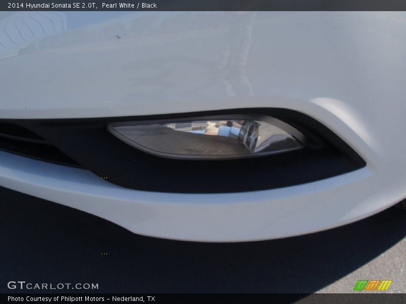 Pearl White / Black 2014 Hyundai Sonata SE 2.0T