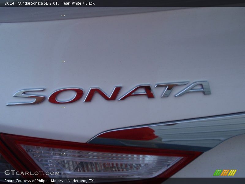Pearl White / Black 2014 Hyundai Sonata SE 2.0T