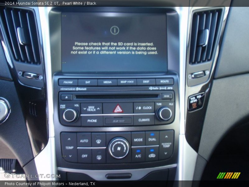 Pearl White / Black 2014 Hyundai Sonata SE 2.0T