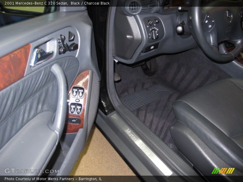 Black / Charcoal Black 2001 Mercedes-Benz C 320 Sedan