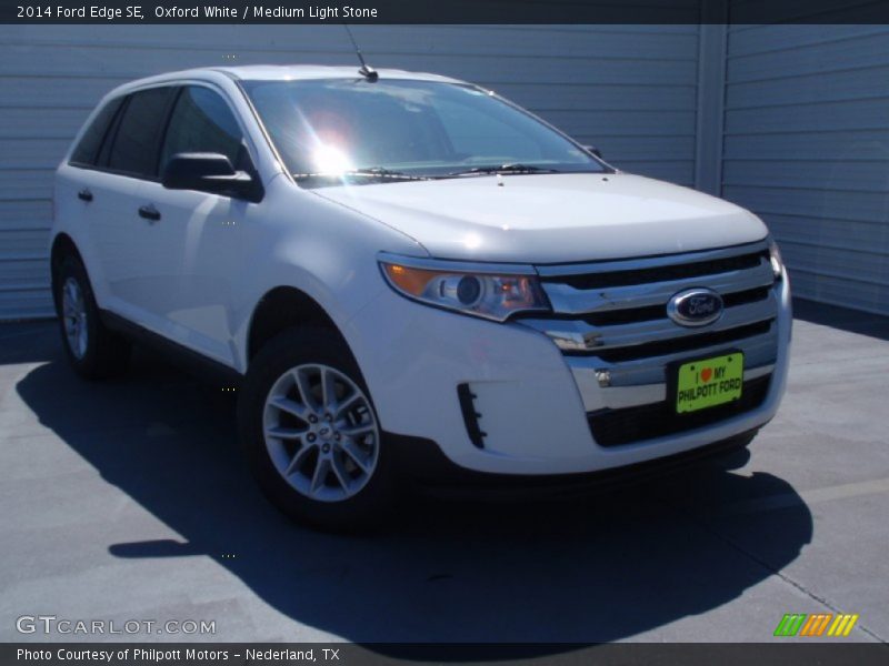 Oxford White / Medium Light Stone 2014 Ford Edge SE
