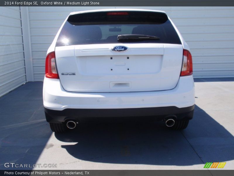 Oxford White / Medium Light Stone 2014 Ford Edge SE