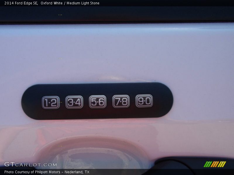 Oxford White / Medium Light Stone 2014 Ford Edge SE