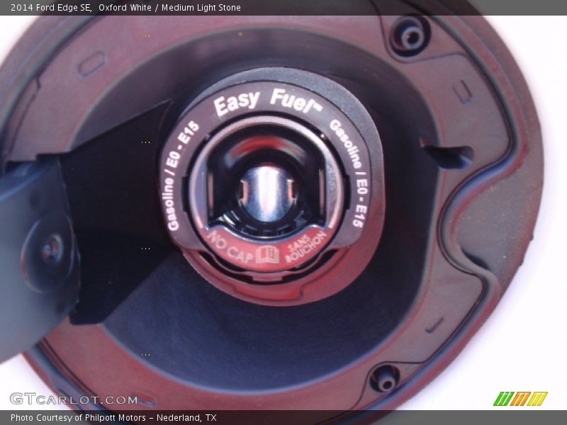 Oxford White / Medium Light Stone 2014 Ford Edge SE