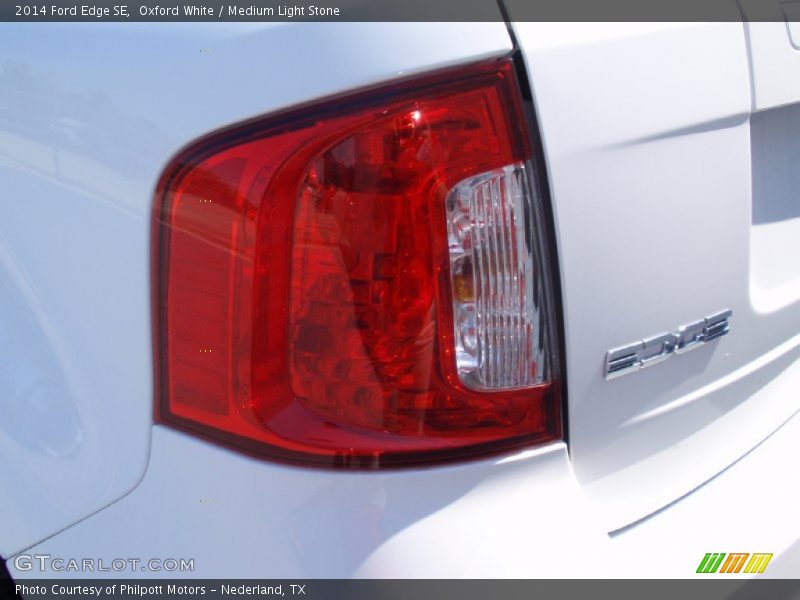 Oxford White / Medium Light Stone 2014 Ford Edge SE
