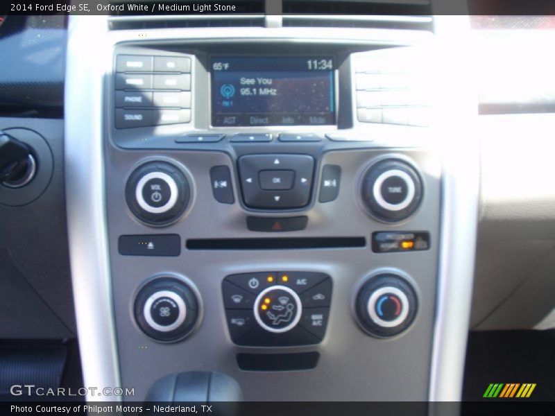 Oxford White / Medium Light Stone 2014 Ford Edge SE