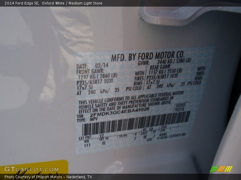 Oxford White / Medium Light Stone 2014 Ford Edge SE