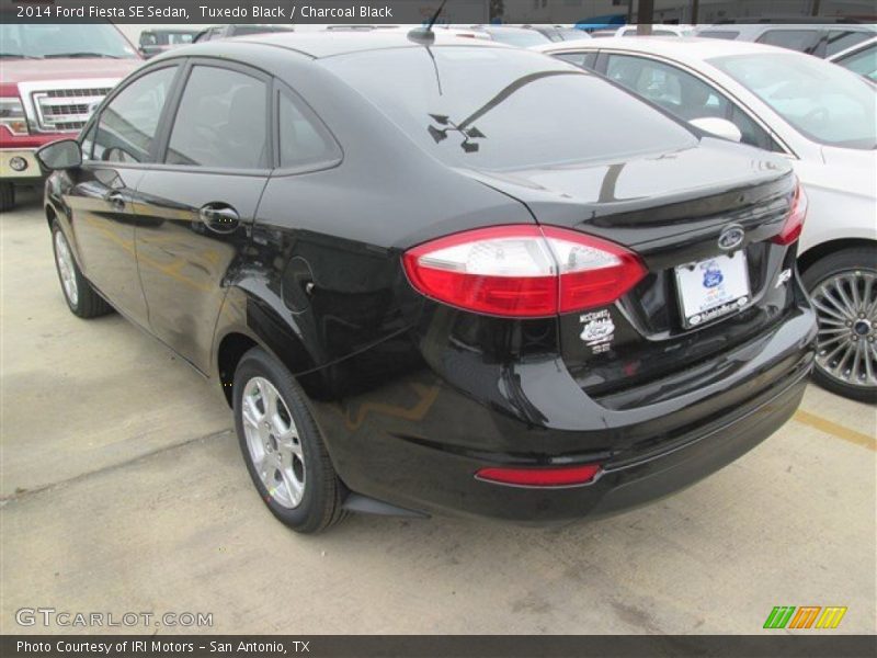 Tuxedo Black / Charcoal Black 2014 Ford Fiesta SE Sedan