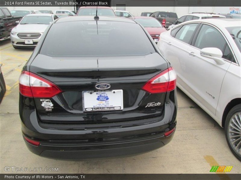 Tuxedo Black / Charcoal Black 2014 Ford Fiesta SE Sedan