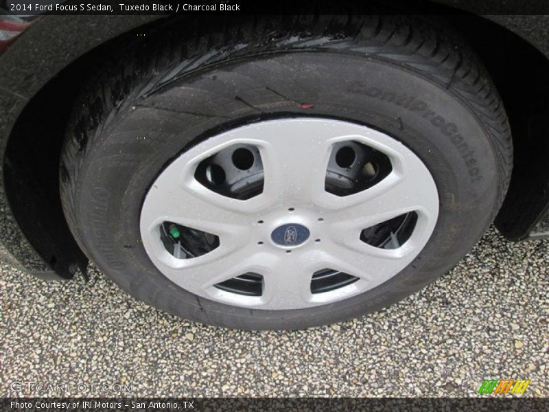 Tuxedo Black / Charcoal Black 2014 Ford Focus S Sedan