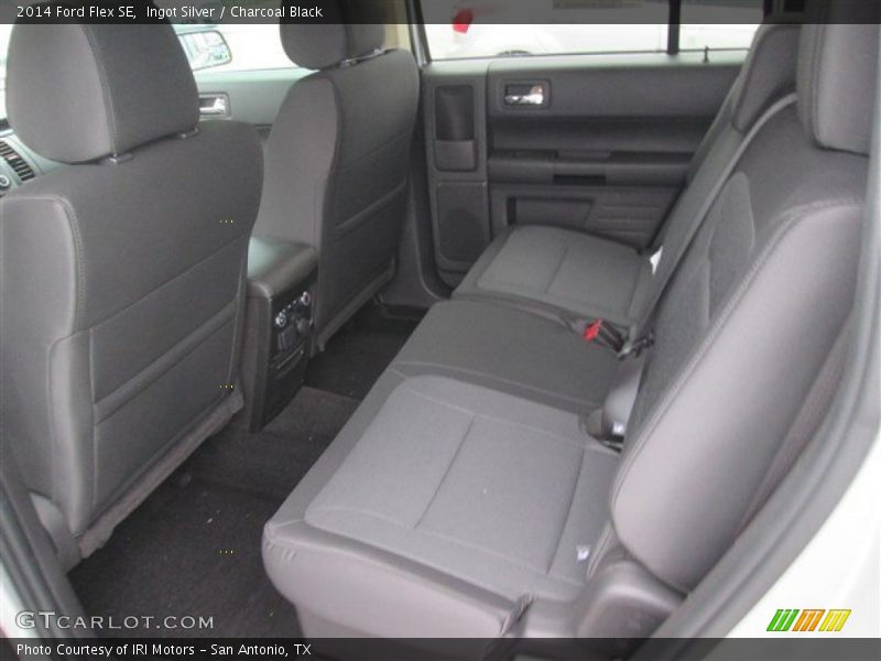 Ingot Silver / Charcoal Black 2014 Ford Flex SE