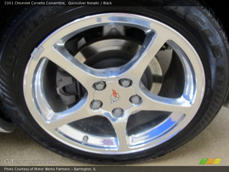 Quicksilver Metallic / Black 2001 Chevrolet Corvette Convertible